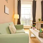 Short Lets In London - Angel